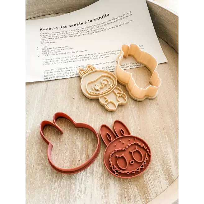 Lot de 2 emporte-pièces LABUBU