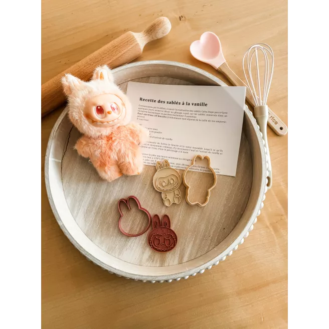 Lot de 2 emporte-pièces LABUBU