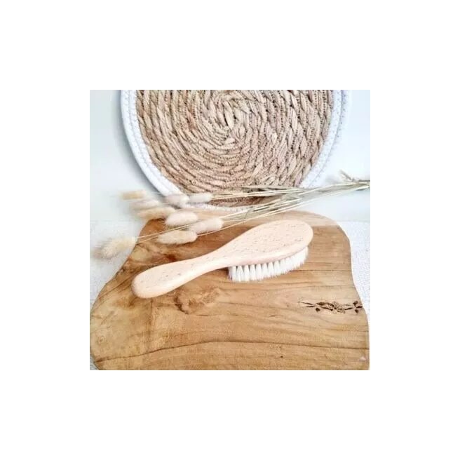 Brosse à  cheveux pour bébé