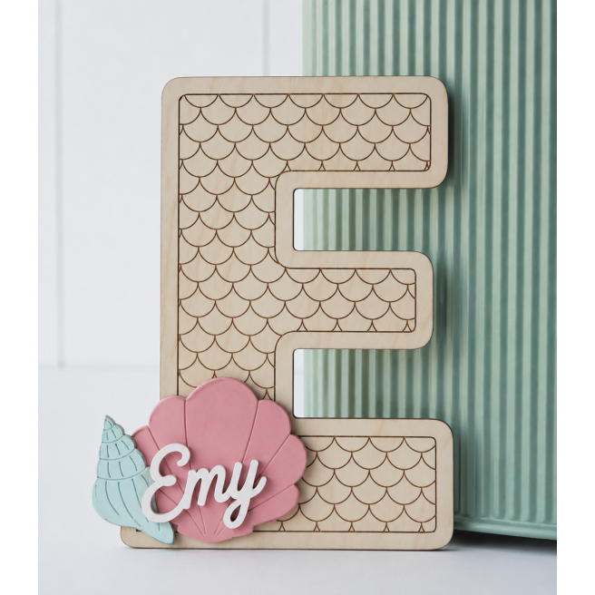 MONOGRAMME ROTIN